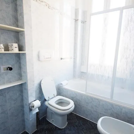 Apartament Abt Giambellino 12 *